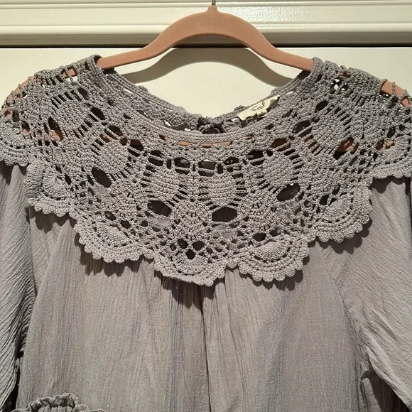 NWOT Beautiful women’s EASEL dress - Picture 5 of 16